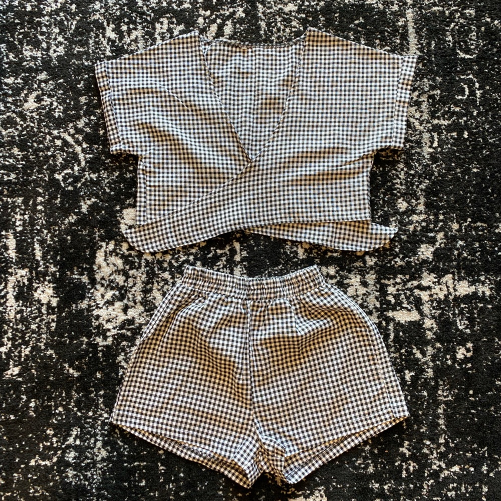 B&W Gingham Matching Set - Picture 3 of 3